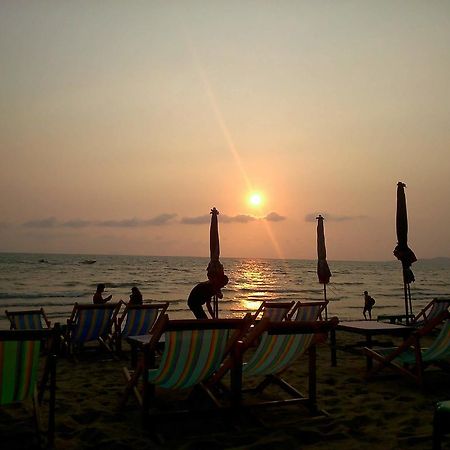 Jomtien Sunset Guesthouse Экстерьер фото