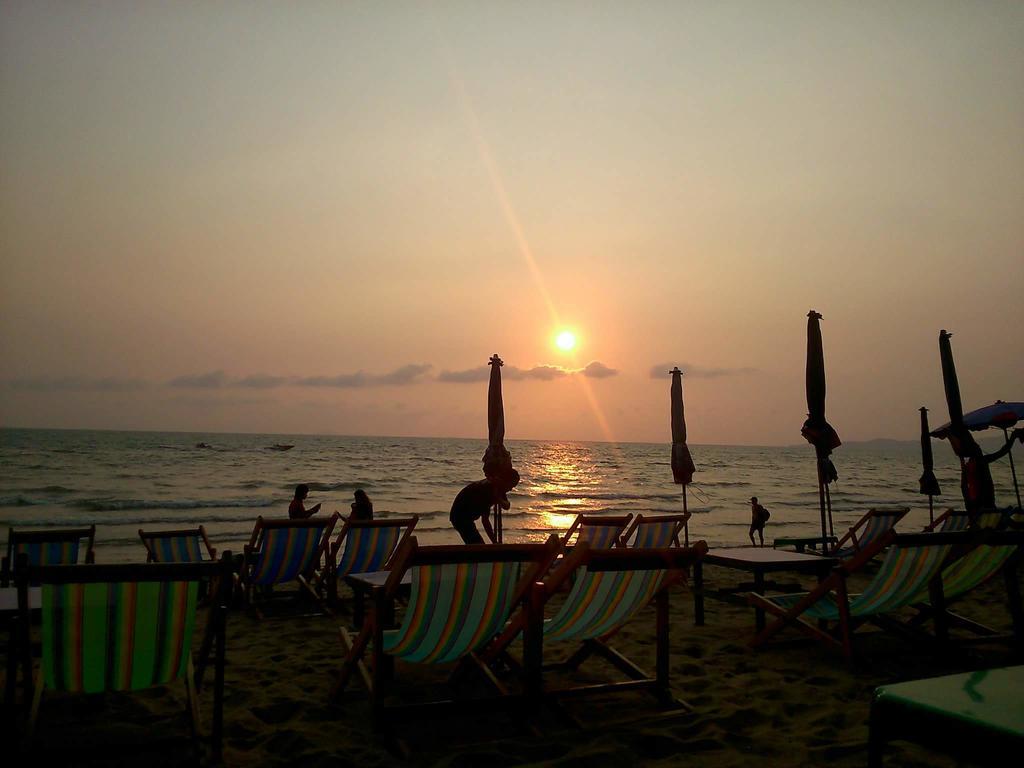 Jomtien Sunset Guesthouse Экстерьер фото
