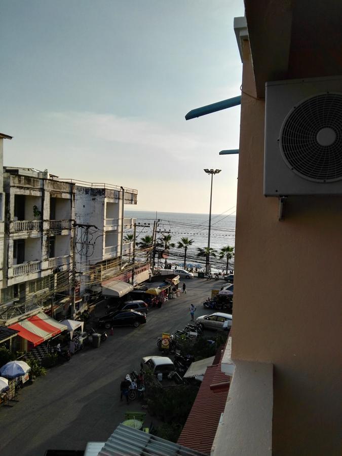 Jomtien Sunset Guesthouse Экстерьер фото